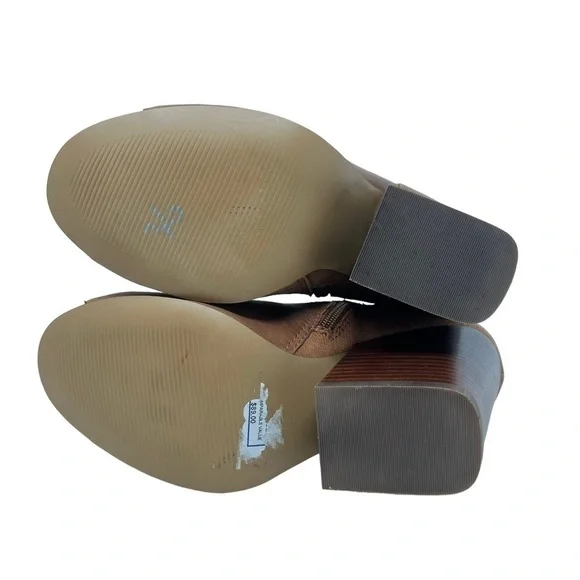 Steve Madden Boots - Picture 9 of 11